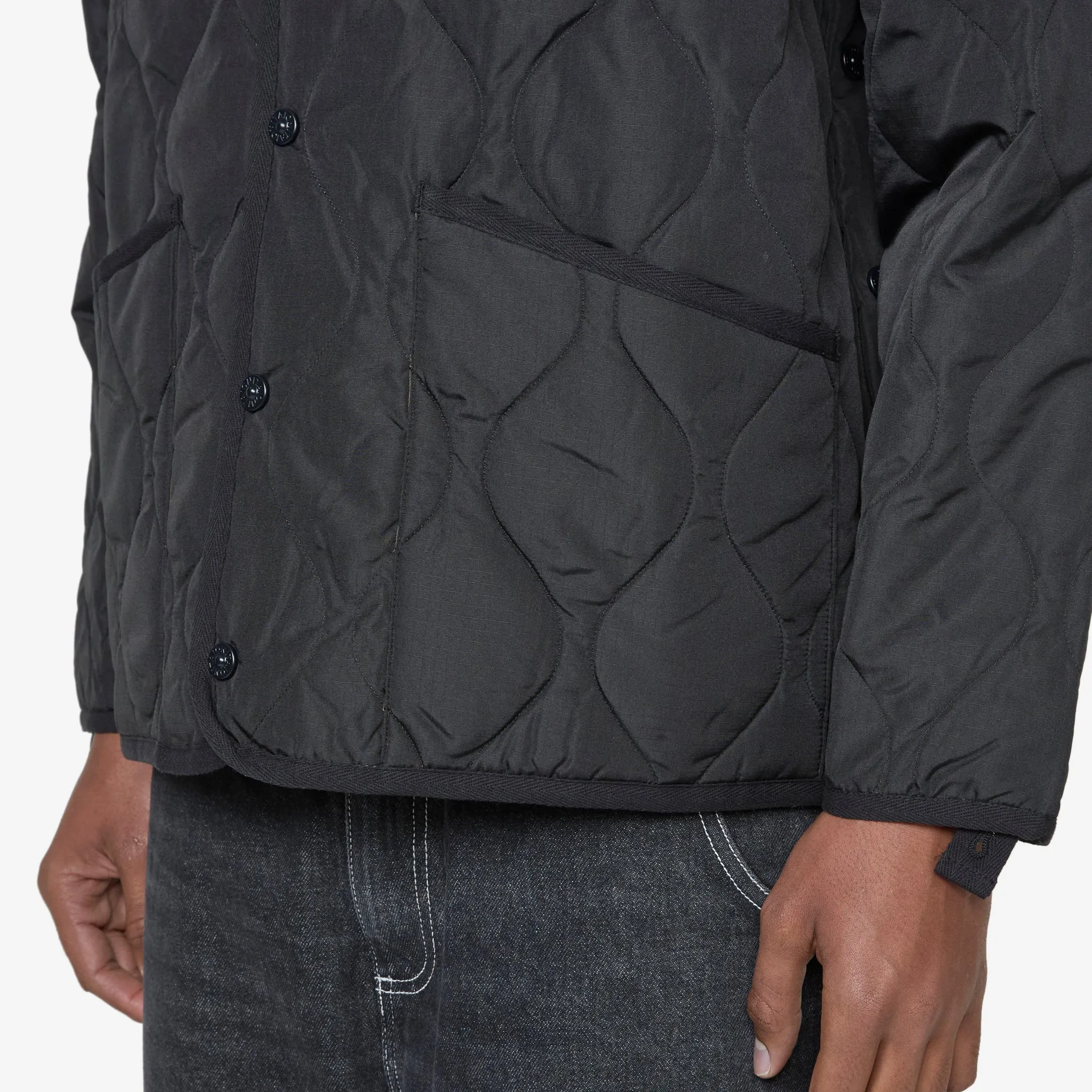 Military Crew Neck Down Jacket Black